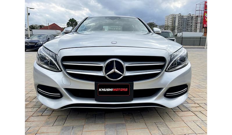 2015 Mercedes-Benz C-Class Avantgarde C180 image-1