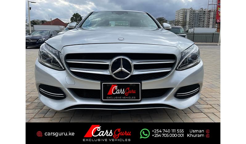 2015 Mercedes-Benz C-Class Avantgarde C180 image-2