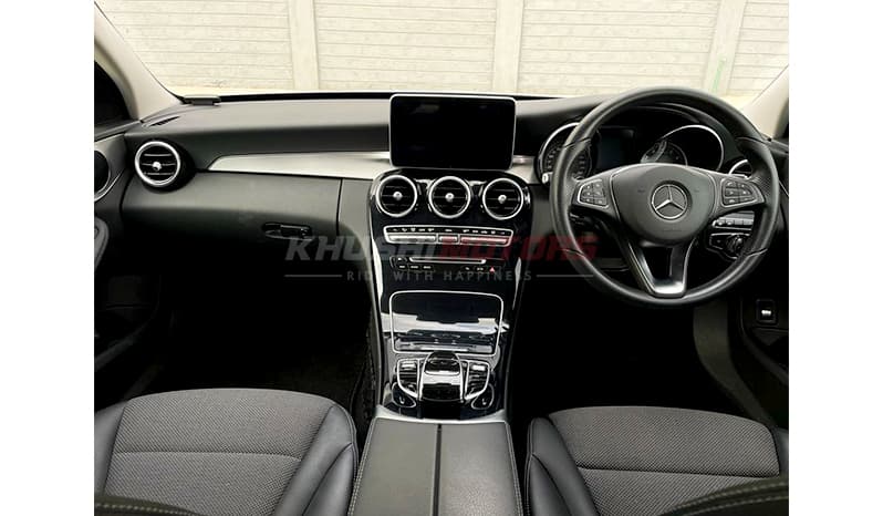 2015 Mercedes-Benz C-Class Avantgarde C180 image-15