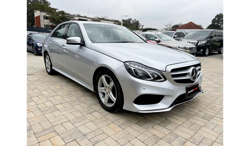 2015 Mercedes-Benz E-Class Avantgarde E250 image-13