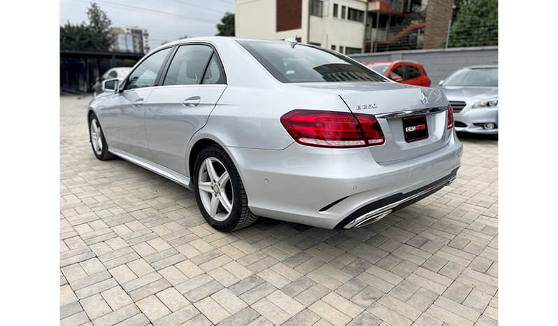 2015 Mercedes-Benz E-Class Avantgarde E250 image-14