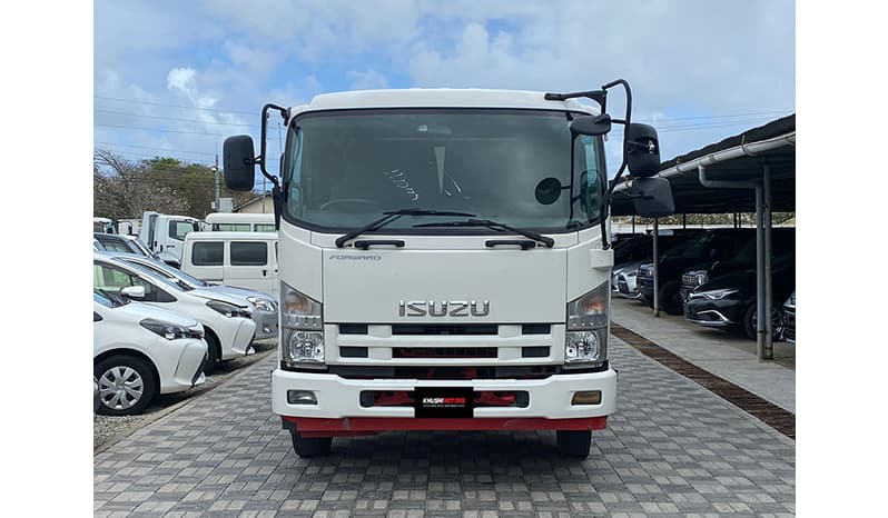2017 Isuzu Forward image-1