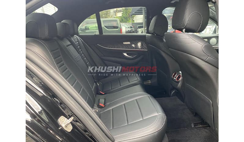 2017 Mercedes-Benz E250 image-13