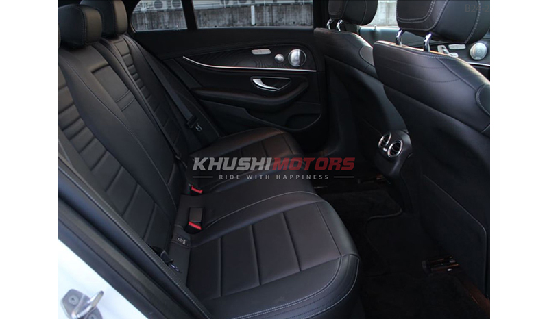 2017 Mercedes-Benz E220d image-4