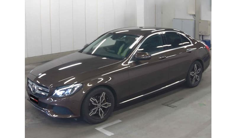 2017 Mercedes-Benz C220d image-3