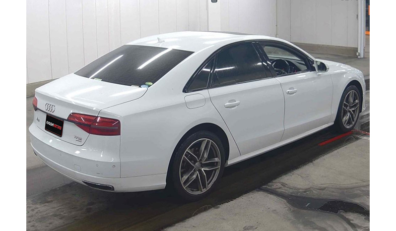 2017 Audi A8 image-5
