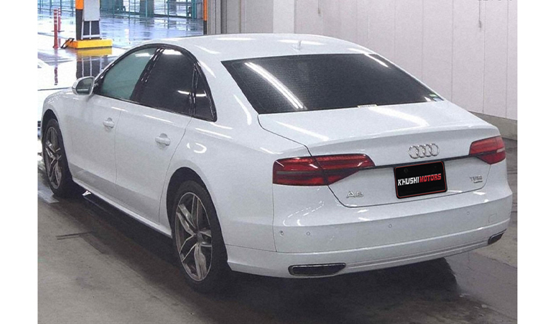 2017 Audi A8 image-6
