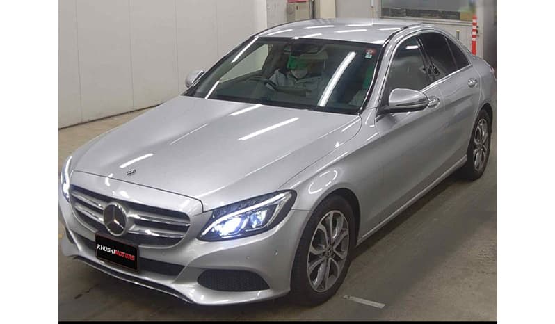 2017 Mercedes-Benz C200 image-4