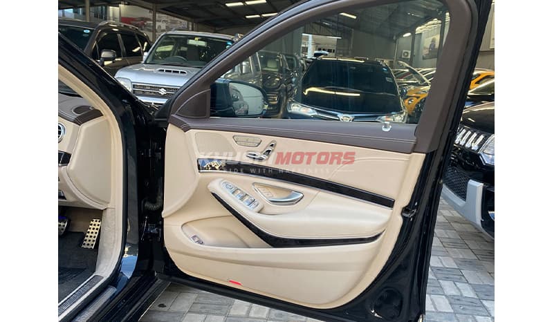 2017 Mercedes-Benz S300h image-12