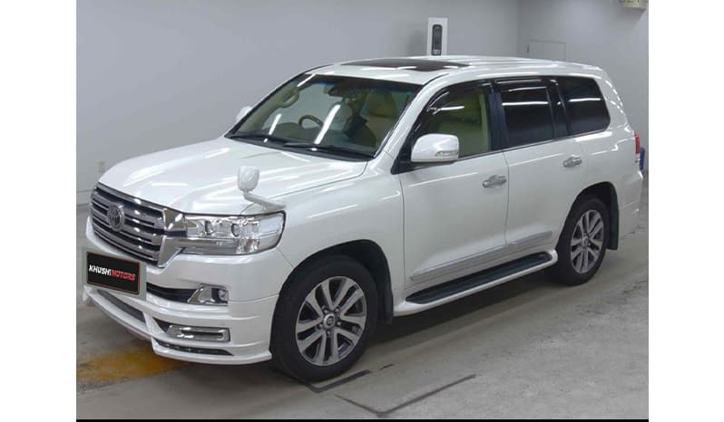 2017 Toyota Land Cruiser Zx V8 image-4