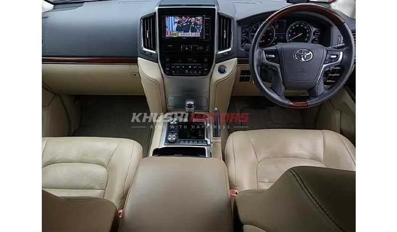 2017 Toyota Land Cruiser Zx V8 image-6