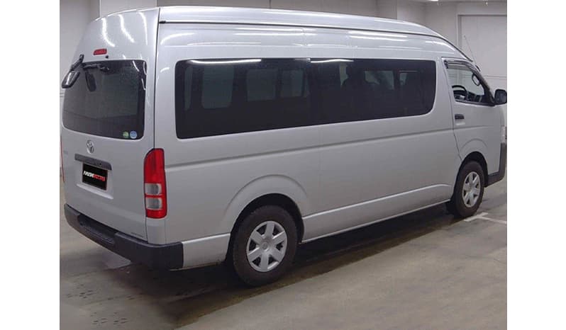 2018 Toyota Hiace image-4