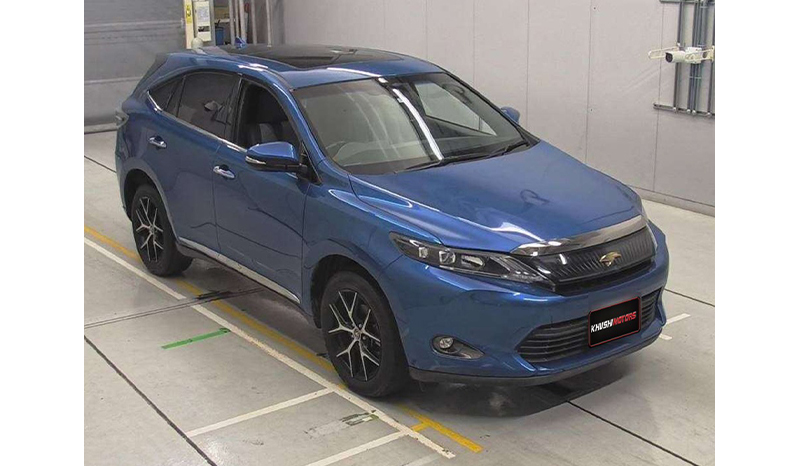 2017 Toyota Harrier image-3