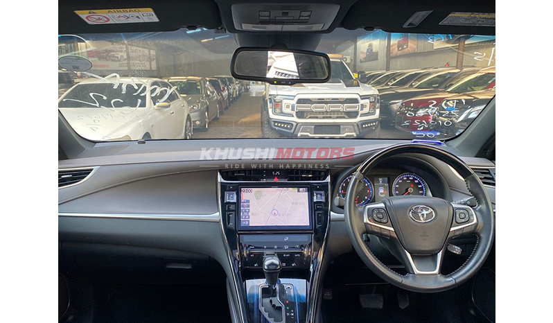 2017 Toyota Harrier image-10