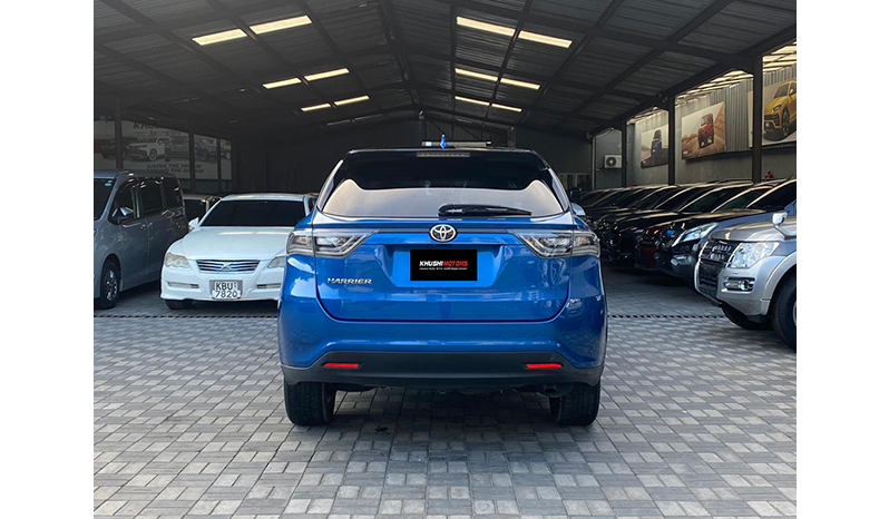 2017 Toyota Harrier image-16