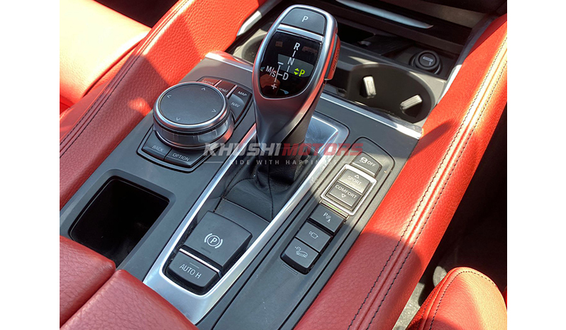 2017 Bmw X6 image-10