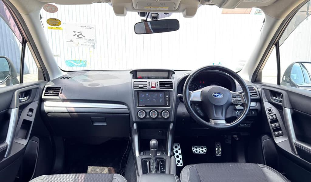 2014 Subaru Forester image-5