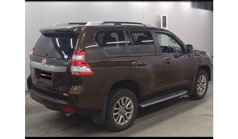 2017 Toyota Land Cruiser Prado image-4