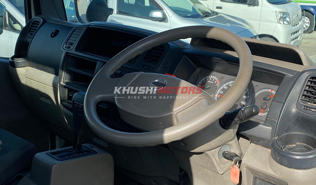 2017 Nissan Atlas image-9