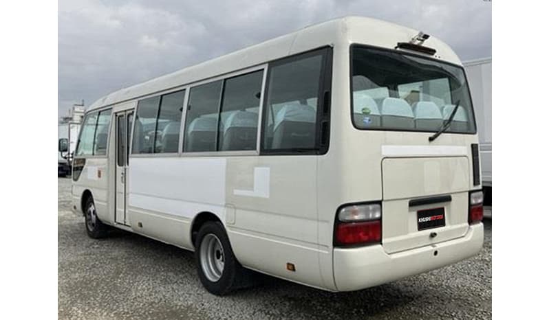 2017 Hino Liesse image-6