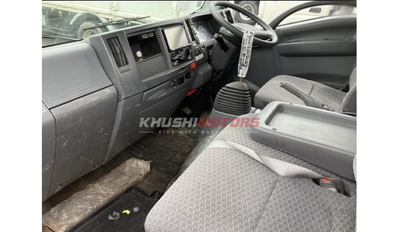 2018 Isuzu ELF image-4