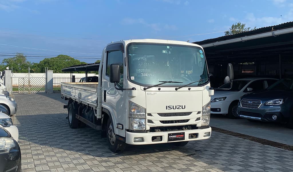2018 Isuzu ELF image-13