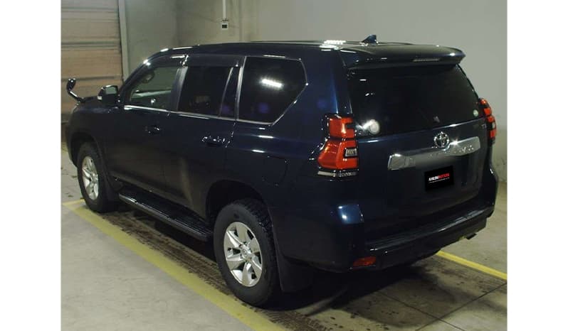 2018 Toyota Land Cruiser Prado image-2