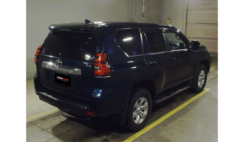 2018 Toyota Land Cruiser Prado image-4