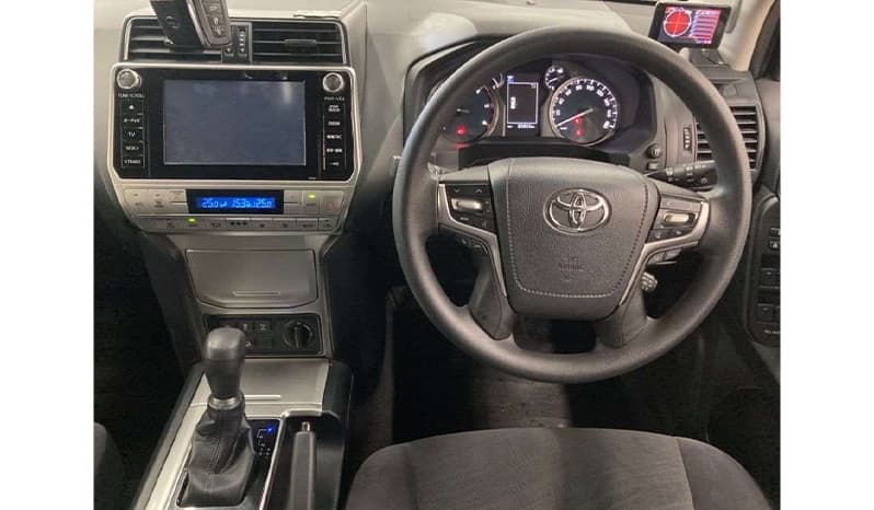 2018 Toyota Land Cruiser Prado image-6