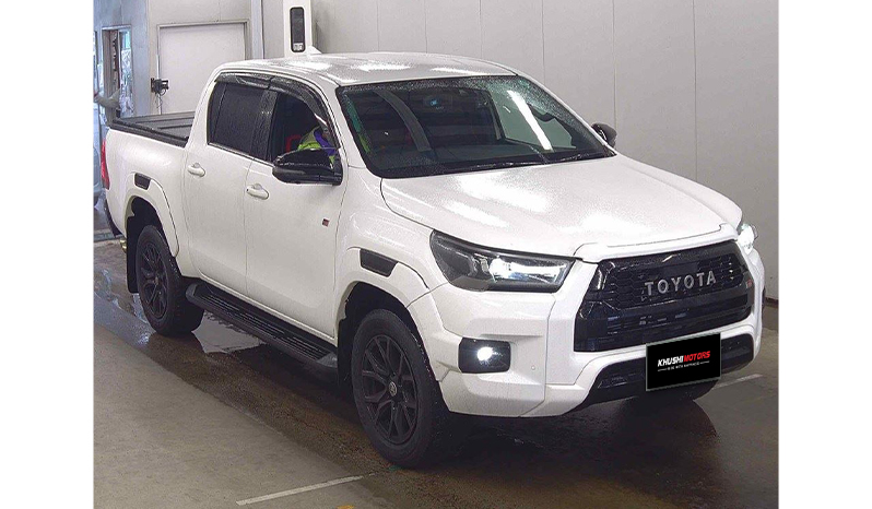 2022 Toyota Hilux image-2