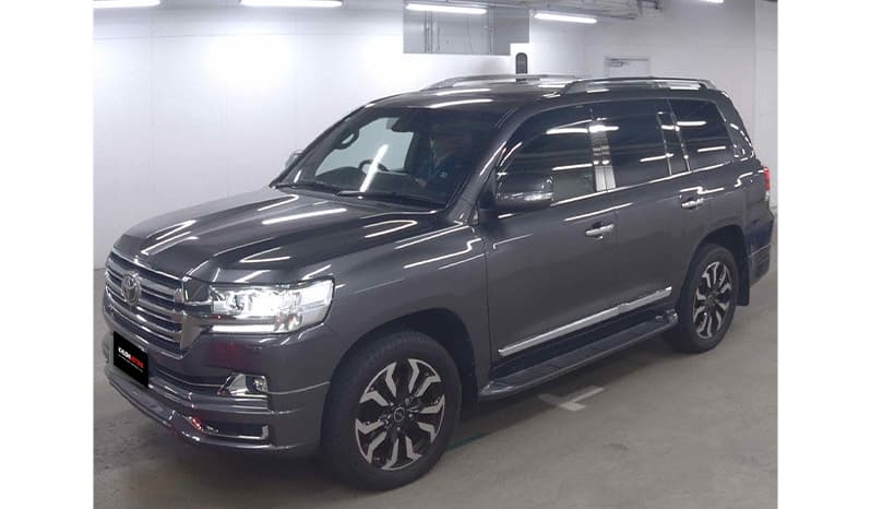 2019 Toyota Land Cruiser image-3