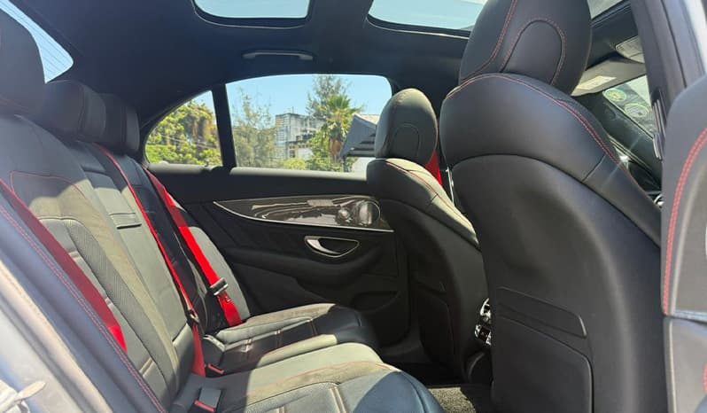 2018 Mercedes-AMG E43 image-9