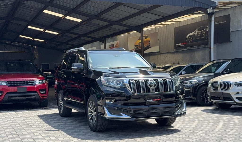 2018 Toyota Land Cruiser Prado image-1