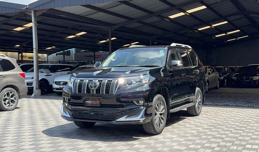 2018 Toyota Land Cruiser Prado image-9