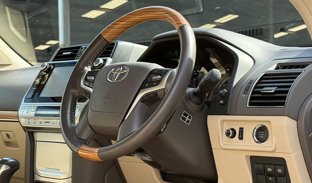 2018 Toyota Land Cruiser Prado image-13