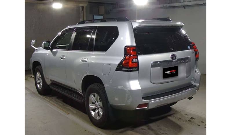 2018 Toyota Land Cruiser Prado image-2