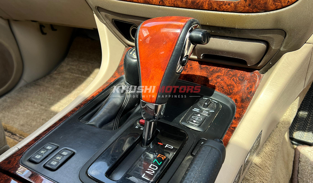 2001 Toyota Land Cruiser Vx image-13