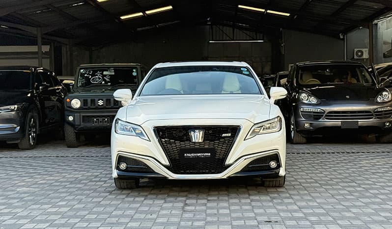 2019 Toyota Crown RS image-9