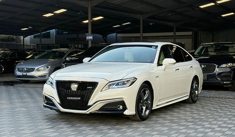 2019 Toyota Crown RS image-10