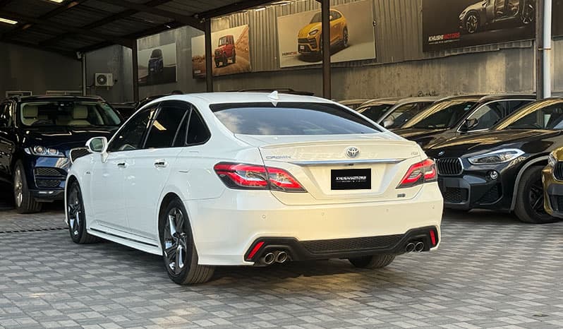 2019 Toyota Crown RS image-11