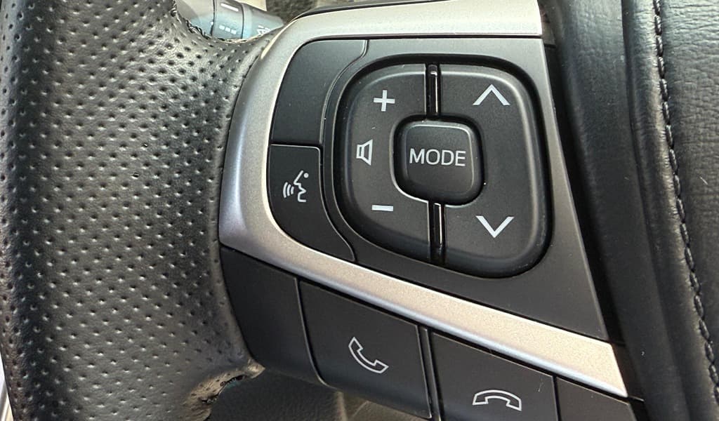 2019 Toyota Harrier image-9