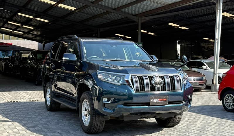 2018 Toyota Land Cruiser Prado image-1
