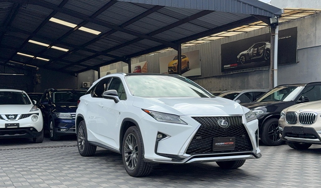 2018 Lexus RX300 image-1