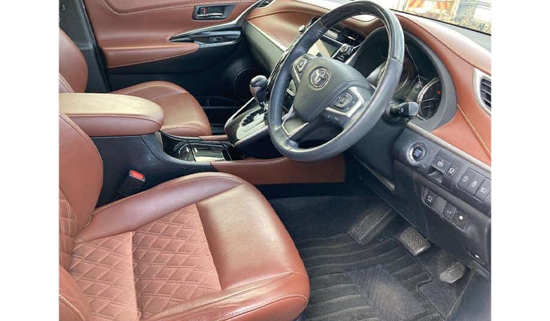 2018 Toyota Harrier image-6