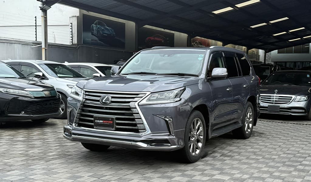 2018 Lexus LX570 image-29