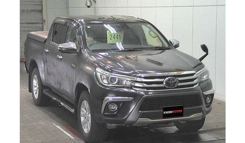 2017 Toyota Hilux image-1