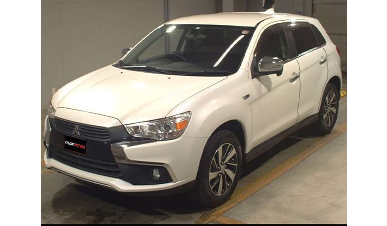 2017 Mitsubishi Rvr image-2