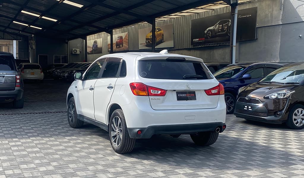 2017 Mitsubishi Rvr image-15