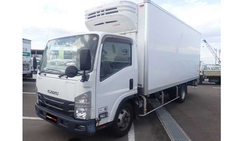 2017 Isuzu ELF image-1