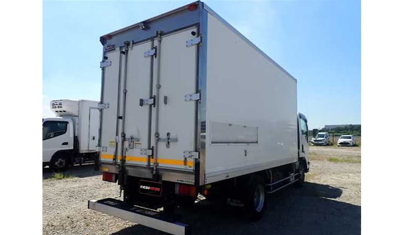 2017 Isuzu ELF image-3